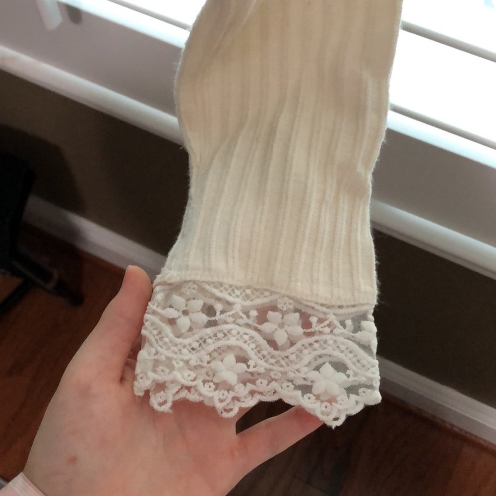 Lace Sweater - Picture 3 of 4